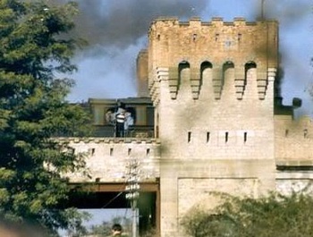 Attock bridge fortifications