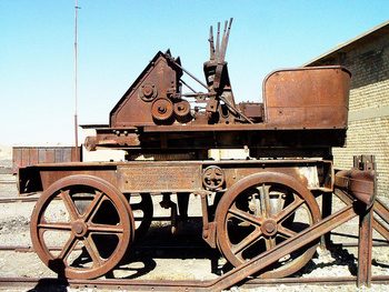 unidentified_machine_on_rails_quetta_chaman