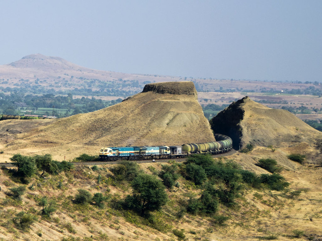 GY12464_12238_BTPN_AKI2_10Dec2011sized