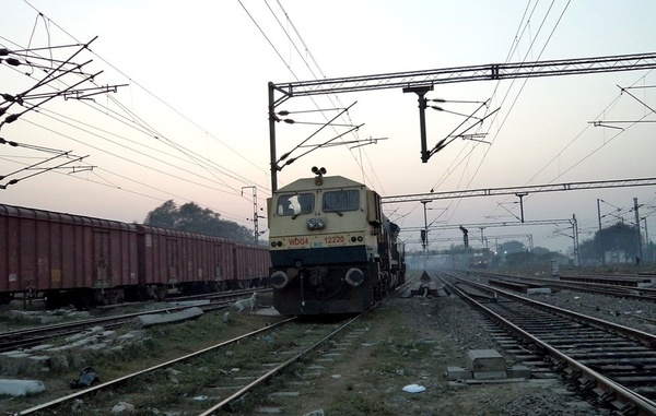 Lucknow's WDG-4 #12220 loitering in the goods yard of Lucknow (NR) on 30th January, 2012 (Santulan Mahanta)