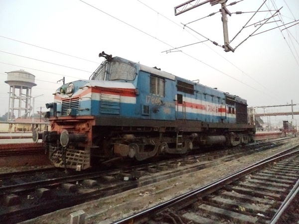 Gonda's Jumbo WDM-2A #17846 resting at Lucknow Junction (NER) on 30th January, 2012 evening. (Santulan Mahanta)