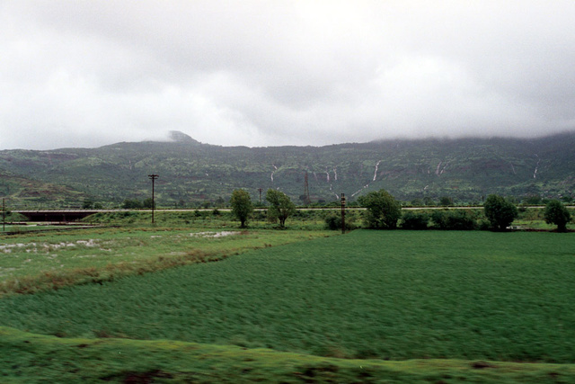 scenary_expressway.jpg