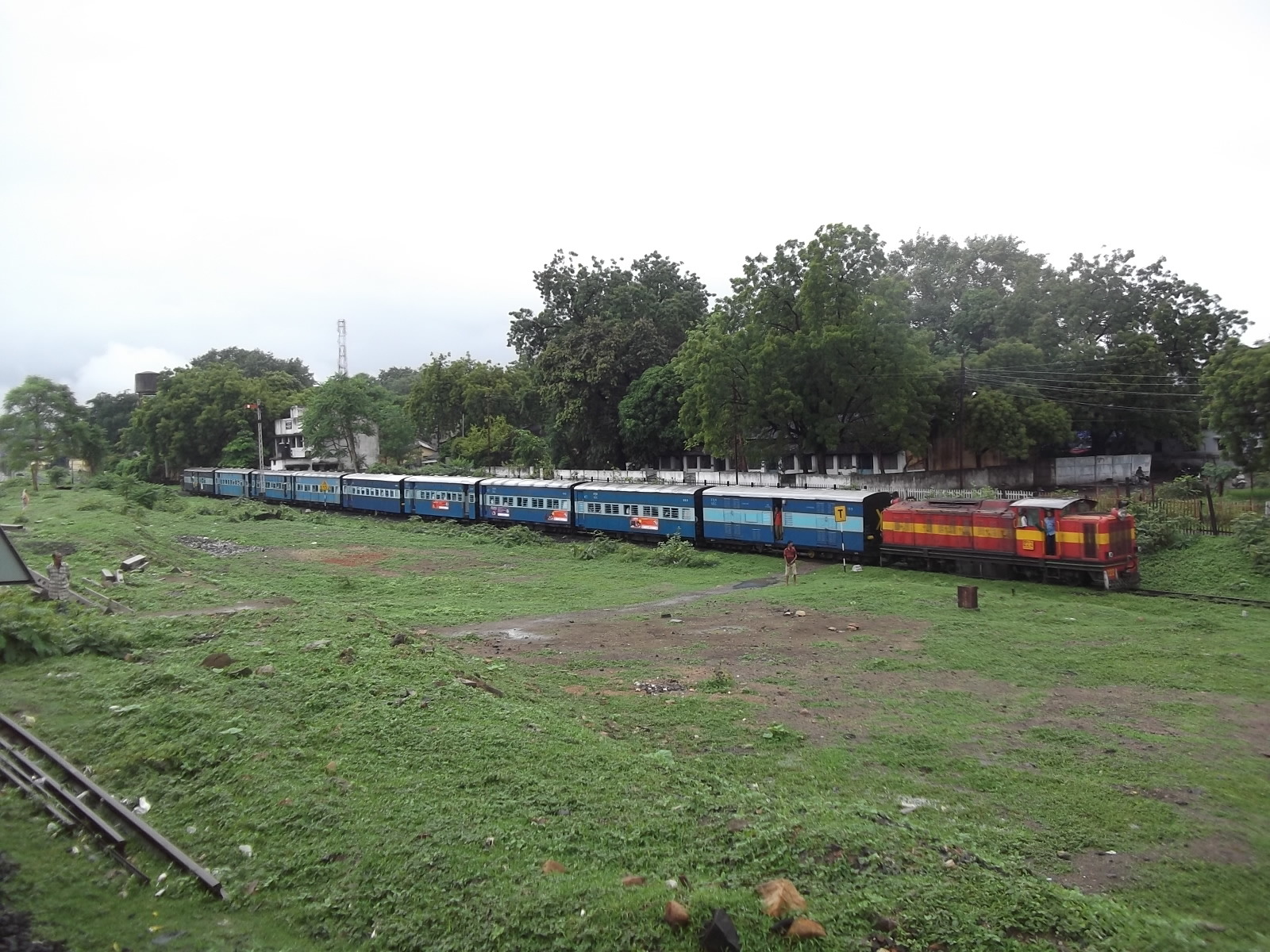 Nagpur Chhindwara Passenger MIB ZDM4A 222