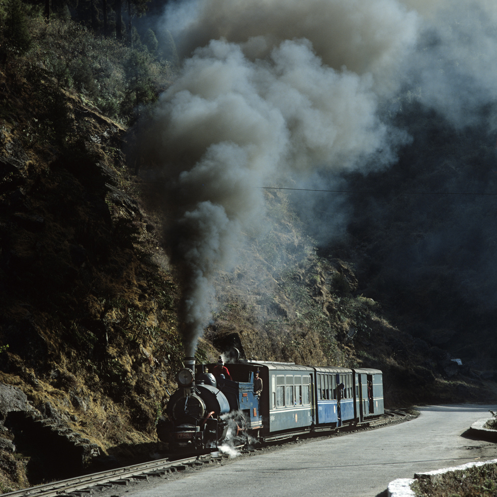 The 'Toy Train' - Steam to Darjeeling