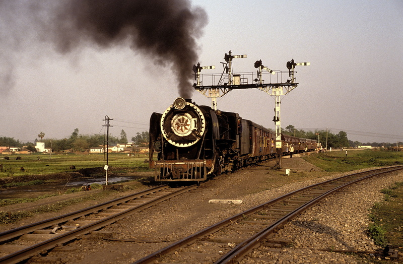 YG 3487 at Narkatiaganj