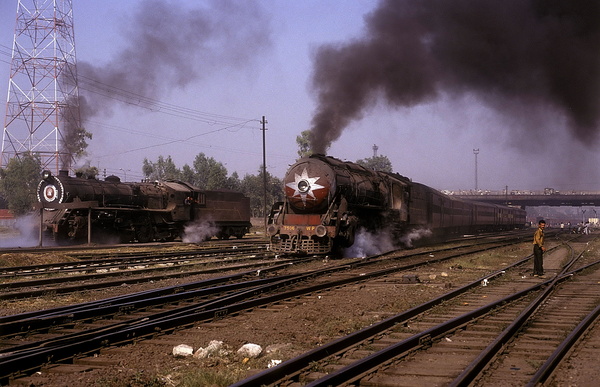 WP 7506 + WL 15051  at  Ludhiana