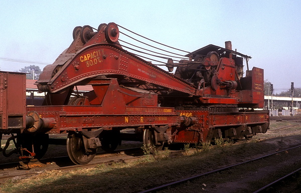Steam crane 24 666  at Saharanpur