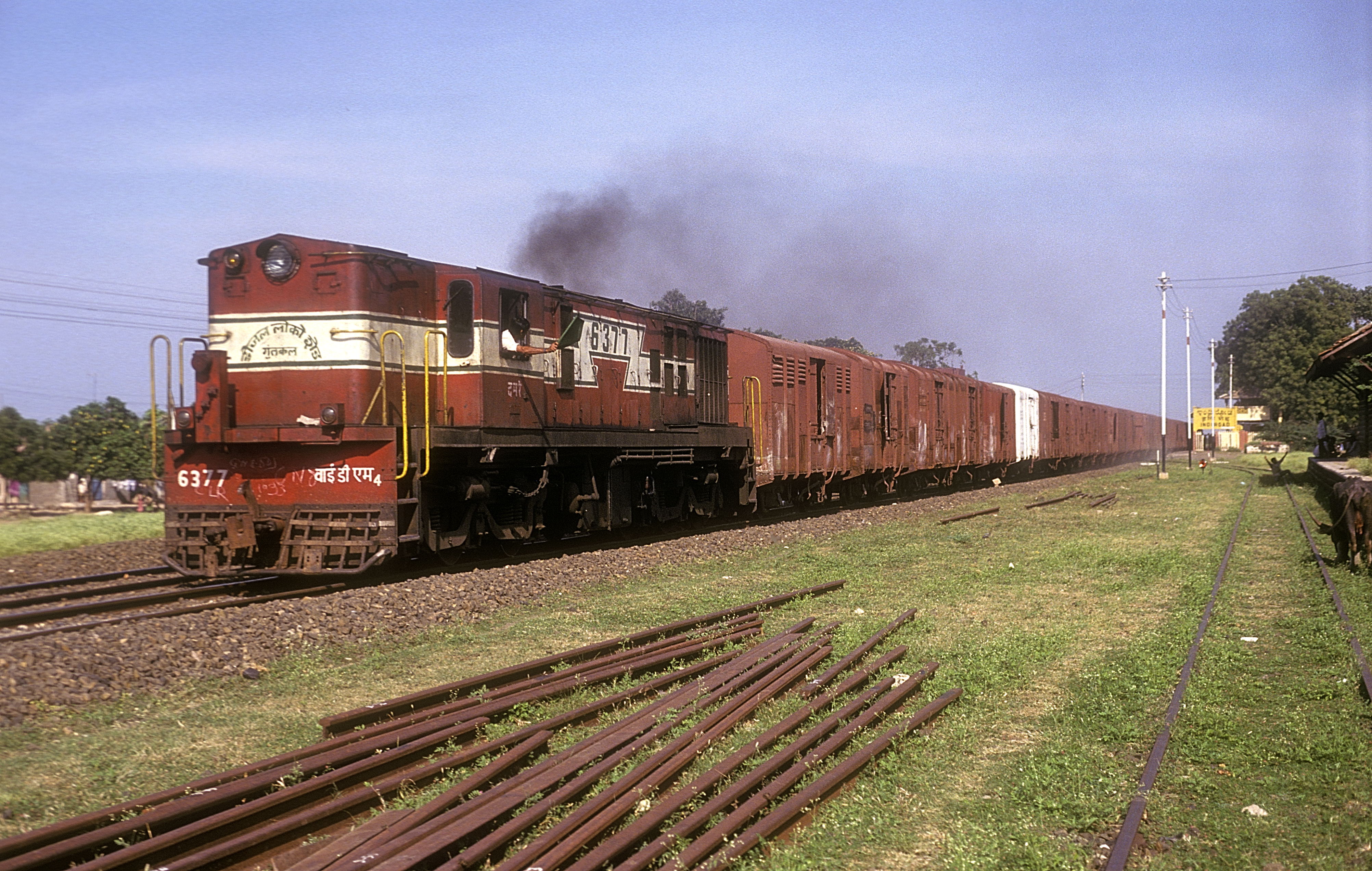 YDM-4 6377 at Indi Road