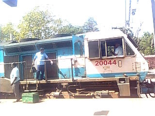 20044 janmabhumi exp in guntur