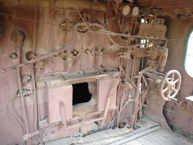 inside_garrat_nrm.jpg