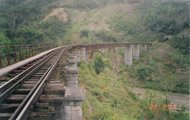 Doyang_Viaduct_1.jpg