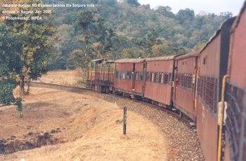 jabalpur_nagpur_ng_exp_satpura_hills_Jan03.jpg