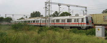 14_DMRC02.jpg