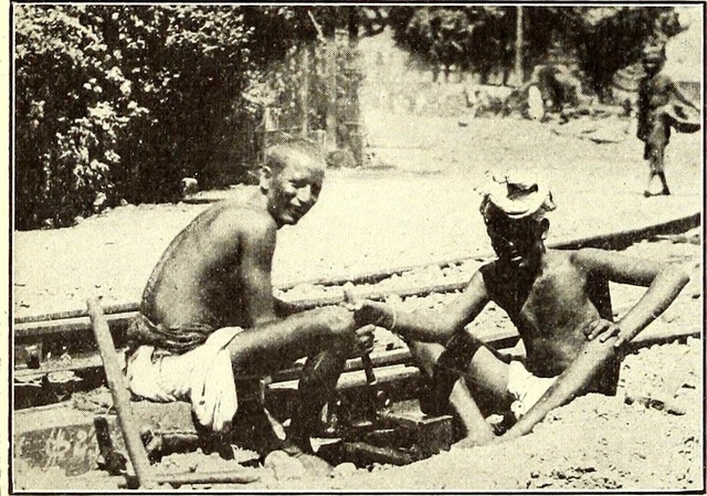 Bombay tramways - drilling bond holes