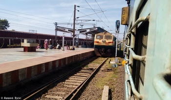 Raipur WDG 4 AIRAWAT Standing alone at Gondia Junction while I was arriving by Pune Bilaspur Express (For Loco Database ) (Ammar