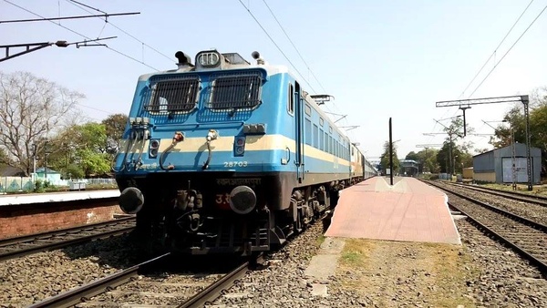 11040696_644690672344343_281928904_n