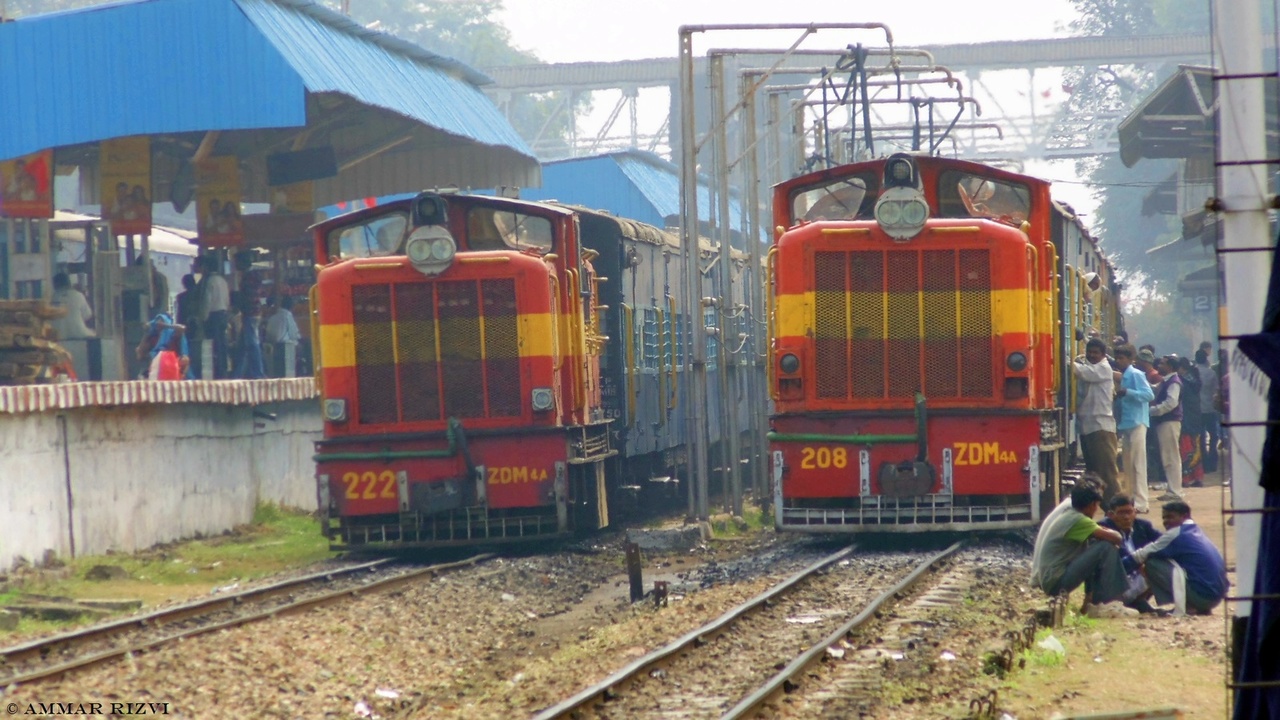 Train No 58867 Balaghat - Nainpur - Jabalpur Narrow Gauge Passenger Ready To depart from Platform No 2 with ZDM 4A # 208 in Lead