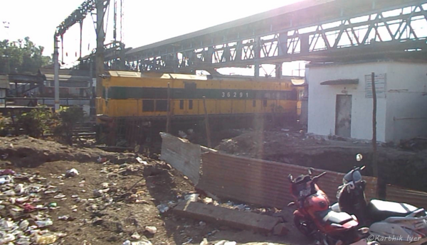 vlcsnap-2017-03-16-19h05m34s828