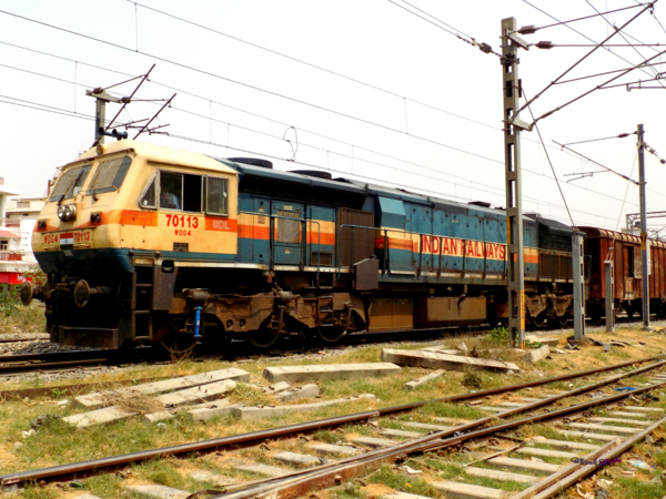 PicsArt_04-19-05.47.11