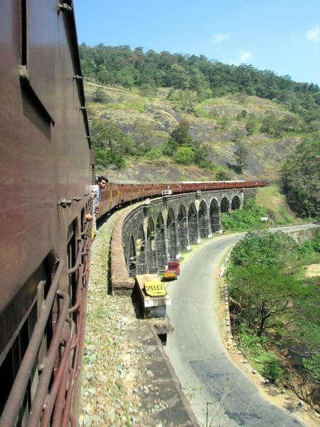 Viaduct 6383 071204.jpg