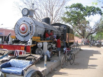 steam display outside purulia station black queen -2.jpg