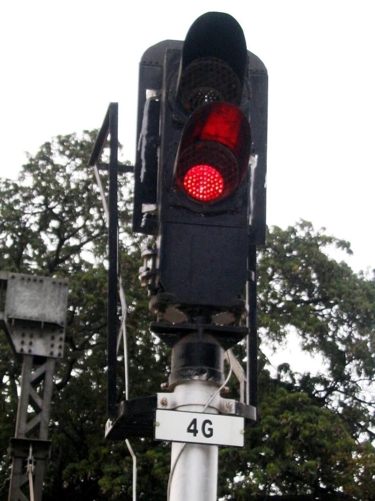 LED Signal at Bangalore Cantt - 10-Dec-2005.jpg