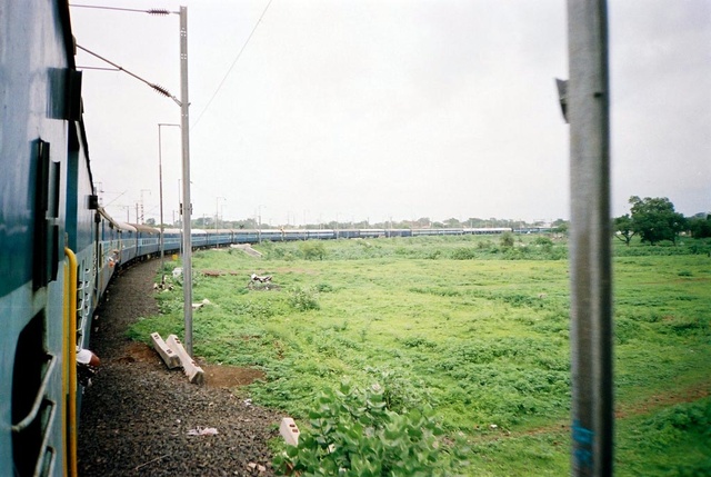 andaman_exp_sewagram_curve_milk_tankers.jpg