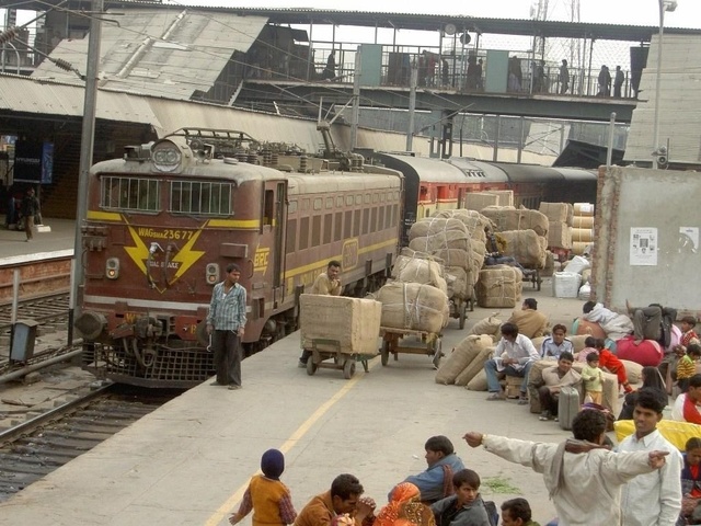 Rajdhani with WAG 5.JPG