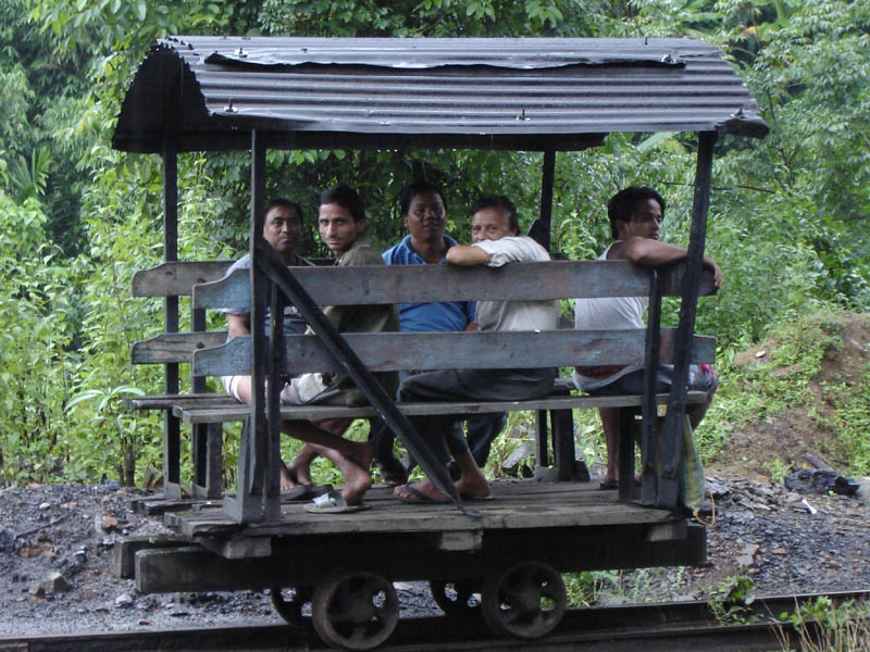 Passenger Vehicle at Tipong Colliery.jpg