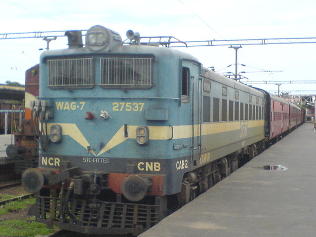 Kanpur WAG-7 at Khurda Road JN