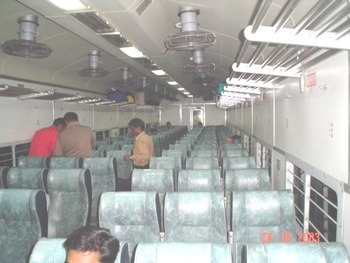 Interior_of_a_second_class_seating_coach_in_LTT_Madgaon_Jan_Shatabdi_Photo_by_Saurabh_Jha.jpg