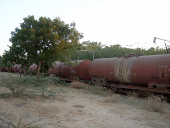 u_can_see_the_filing_points_here_this_was_the_train_that_used_to_supply_water_to_the_water_shortage_hit_areas_during_the_shortag