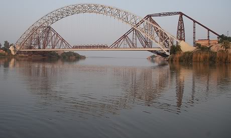 View of Lansdowne Bridge