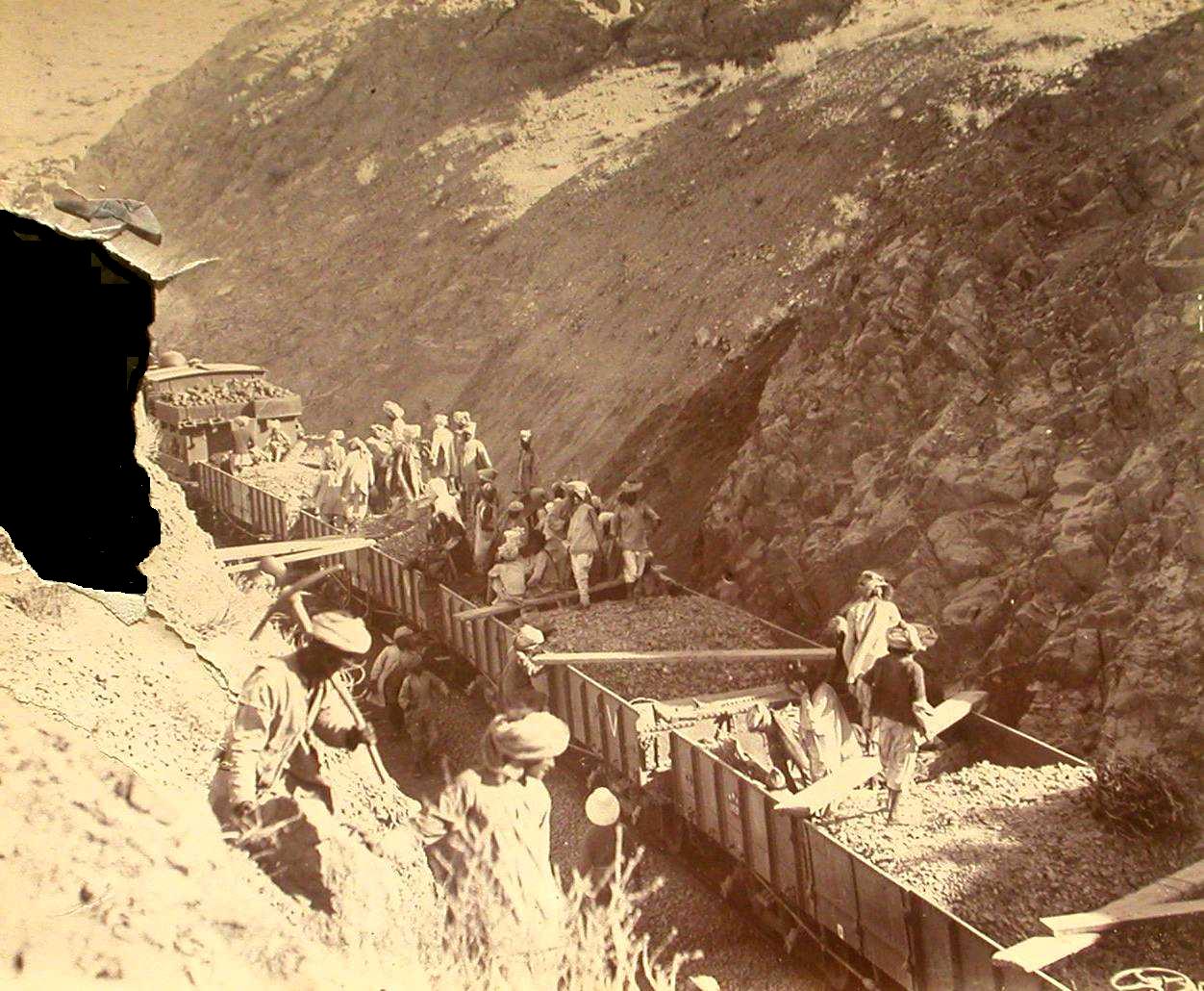 Maintenance train on the Bolan Pass line, 1890. Photo by William Edge.
