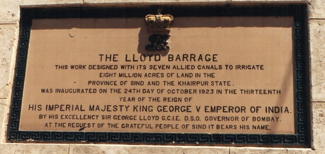 Plaque at the Lloyd barrage